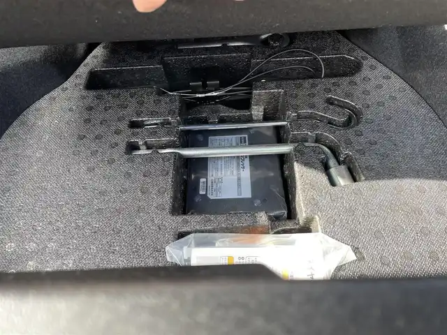 トヨタ コペン GRスポーツ 千葉県 2021(令3)年 3.6万km パールホワイトⅢ ５MT/フジツボ二本出しマフラー/Pivotパワードライブ/Pivotブースト計/HKSエアクリーナー/専用純正レカロシート/純正BBS16インチアルミホイール/純正momoステアリング/スマートキー/シートヒーター/純正LEDヘッドライト/フォグランプ/社外ドライブレコーダー【ZDR016】/ETC/社外シフトノブ