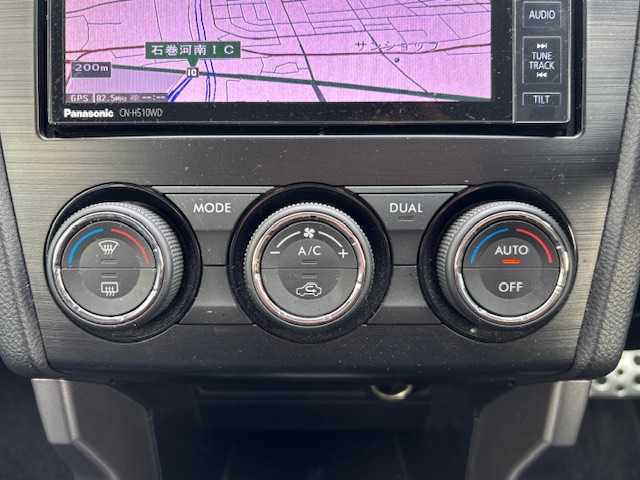 スバル フォレスター 2．0XT アイサイト 宮城県 2013(平25)年 14万km サテンホワイトパール 登録時走行距離 139331km/SDナビ/ワンセグ/Bluetooth/CD/DVD/オートライト/追従クルーズコントロール/ドライブレコーダー/バックカメラ/パワーシート/シートヒーター/プッシュスタート/スマートキー/電動格納ミラー/ETC/純正アルミホイール/HIDヘッドライト