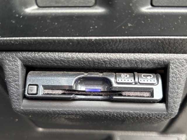 スバル フォレスター 2．0XT アイサイト 宮城県 2013(平25)年 14万km サテンホワイトパール 登録時走行距離 139331km/SDナビ/ワンセグ/Bluetooth/CD/DVD/オートライト/追従クルーズコントロール/ドライブレコーダー/バックカメラ/パワーシート/シートヒーター/プッシュスタート/スマートキー/電動格納ミラー/ETC/純正アルミホイール/HIDヘッドライト