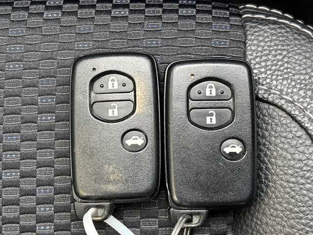 スバル フォレスター 2．0XT アイサイト 宮城県 2013(平25)年 14万km サテンホワイトパール 登録時走行距離 139331km/SDナビ/ワンセグ/Bluetooth/CD/DVD/オートライト/追従クルーズコントロール/ドライブレコーダー/バックカメラ/パワーシート/シートヒーター/プッシュスタート/スマートキー/電動格納ミラー/ETC/純正アルミホイール/HIDヘッドライト