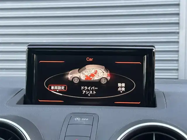 アウディ Ａ１ SB 1．0TFSI 茨城県 2017(平29)年 3.4万km ミトスブラックメタリック 後期型 /ナビキセノンパッケージ /12セグ /アドバンストキー /BT /DVD/CD /キセノンヘッドライト /オートライト /オートエアコン /パーキングエイド /ドラレコ /ETC/純正15インチアルミホイール /禁煙車