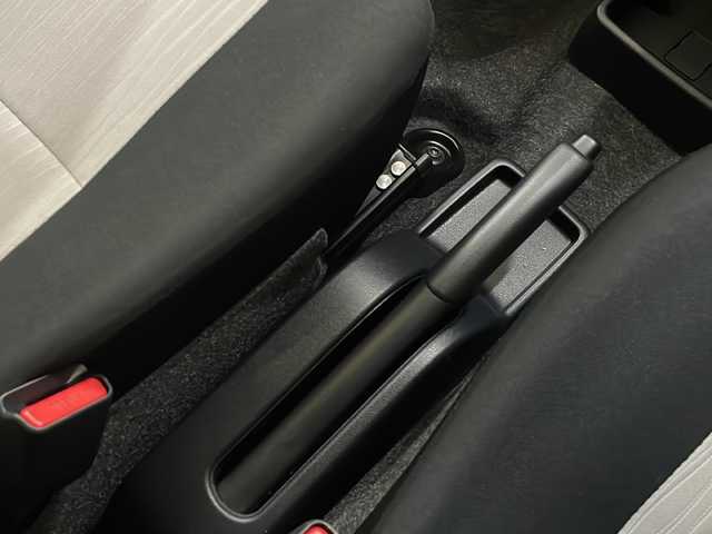 ダイハツ ミラ イース X リミテッド SAⅢ 新潟県 2023(令5)年 0.6万km シャイニングホワイトパール 4WD/CD/AUX/衝突被害軽減ブレーキ/レーンキープアシスト/コーナーセンサー/リモコンキー /LEDヘッドライト/オートライト/オートハイビーム