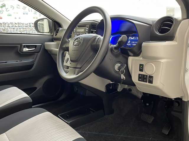 ダイハツ ミラ イース X リミテッド SAⅢ 新潟県 2023(令5)年 0.6万km シャイニングホワイトパール 4WD/CD/AUX/衝突被害軽減ブレーキ/レーンキープアシスト/コーナーセンサー/リモコンキー /LEDヘッドライト/オートライト/オートハイビーム