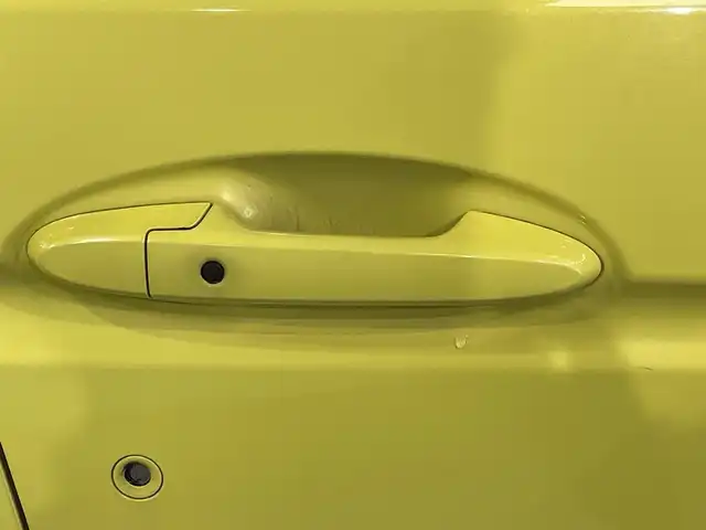 ホンダ フィット ハイブリット Lパッケージ 愛知県 2014(平26)年 8.2万km アトラクトイエローパール 純正ナビ/・AM/FM/CD/DVD/Bluetooth/・フルセグテレビ/衝突軽減ブレーキ/クルーズコントロール/バックカメラ/ETC/純正15インチアルミホイル/LEDヘッドライト/スマートキー/スペアキー/プッシュスタートボタン/オートライト/オートエアコン/電格ミラー/ドアバイザー/純正フロアマット/保証書/取扱説明書