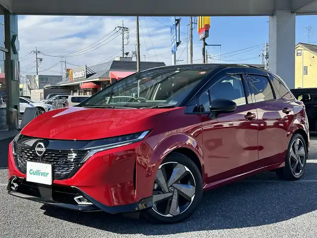 日産 オーラ G レザーエディション 埼玉県 2023(令5)年 0.2万km ガーネットレッド/スーパーブラック 2トーン ・ワンオーナー　/・純正フロント＆リアアンダースポイラー　/・純正ナビフルセグＴＶ　/・ナビ連動前後ドライブレコーダー　/・アラウンドビューモニター　/・デジタルインナーミラー　/・ＥＴＣ２．０　/・黒皮シート/・スマートキー×２/・プッシュスタート/・電子パーキング/・オートホールド　/・純正１７インチアルミ/・ブリジストンタイヤ/・オートライト/・LEDヘットライト/・LEDフォグライト/・保証書/・取説