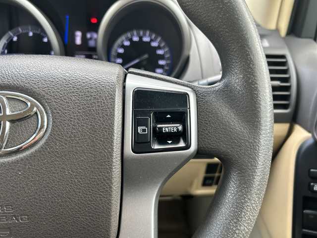 トヨタ ランドクルーザー プラド TX 秋田県 2015(平27)年 12.3万km ホワイトパールクリスタルシャイン ・純正ナビ /・Bluetooth /・ETC /・バックカメラ /・ABS /・横滑り防止 /・ダウンヒルアシストコントロール /・センターデフロック /・オートライト /・WAC /・ドラレコ /・純正フロアマット /・スマートキー /・冬タイヤ積み込み/・パワーステアリング/・パワーウィンドウ/・4WD