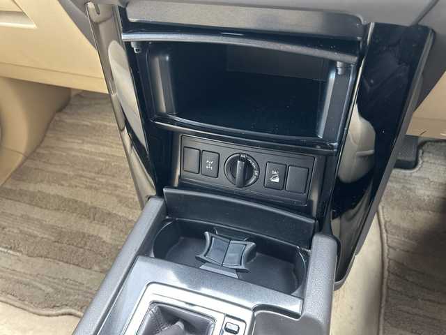 トヨタ ランドクルーザー プラド TX 秋田県 2015(平27)年 12.3万km ホワイトパールクリスタルシャイン ・純正ナビ /・Bluetooth /・ETC /・バックカメラ /・ABS /・横滑り防止 /・ダウンヒルアシストコントロール /・センターデフロック /・オートライト /・WAC /・ドラレコ /・純正フロアマット /・スマートキー /・冬タイヤ積み込み/・パワーステアリング/・パワーウィンドウ/・4WD