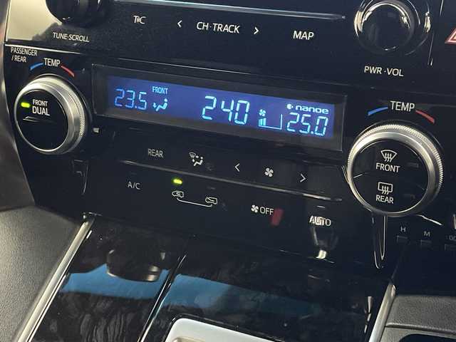 トヨタ アルファード S タイプゴールド 岐阜県 2020(令2)年 3.1万km ホワイトパールクリスタルシャイン 純正ディスプレイオーディオ/（CD/DVD/Bluetooth/フルセグ）/バックカメラ/純正フリップダウンモニター/両側パワースライドドア/レーダークルーズコントロール/三眼LEDヘッドライト/プリクラッシュセーフティ/レーントレーシングアシスト/オートハイビーム/横滑り防止システム/ドライブレコーダー/パワーバックドア/ビルトインETC/電子パーキングブレーキ/オットマン/スマートキー