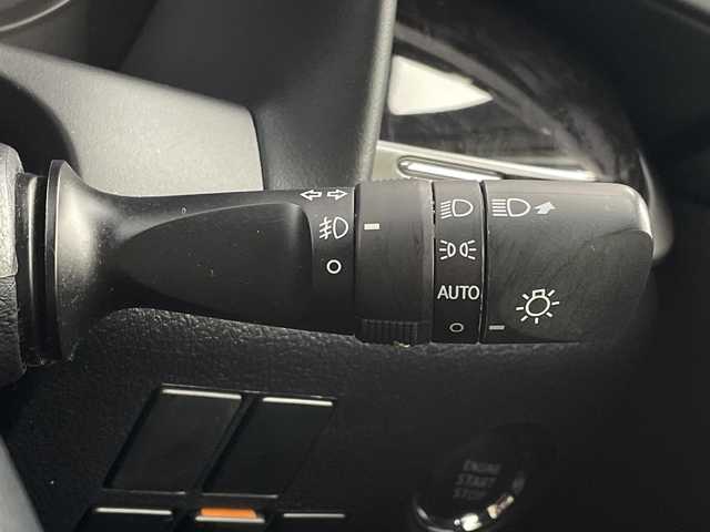 トヨタ アルファード S タイプゴールド 岐阜県 2020(令2)年 3.1万km ホワイトパールクリスタルシャイン 純正ディスプレイオーディオ/（CD/DVD/Bluetooth/フルセグ）/バックカメラ/純正フリップダウンモニター/両側パワースライドドア/レーダークルーズコントロール/三眼LEDヘッドライト/プリクラッシュセーフティ/レーントレーシングアシスト/オートハイビーム/横滑り防止システム/ドライブレコーダー/パワーバックドア/ビルトインETC/電子パーキングブレーキ/オットマン/スマートキー