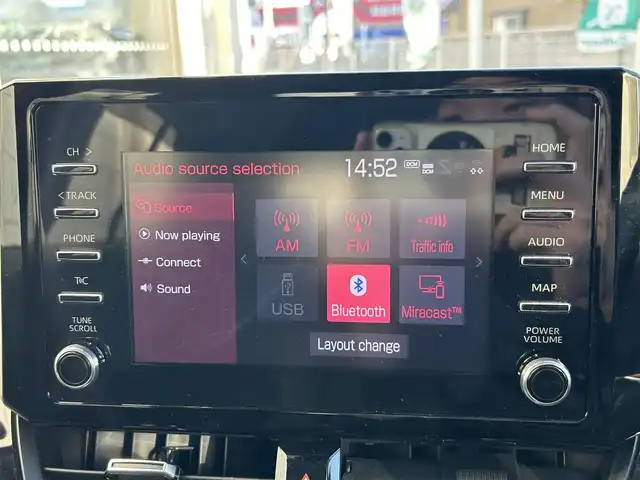 トヨタ カローラツーリング S 埼玉県 2021(令3)年 3.8万km ホワイトパールクリスタルシャイン Toyota Safety Sense/　・LDA（レーンディパーチャーアラート）/　・PCS（プリクラッシュセーフティ）/　・オートマチックハイビーム/　・レーダークルーズコントロール/純正T-Connectナビ/　BT/USB/Miracast/AppleCarPlay/AndroidAuto/バックカメラ/スポーツモード/電動パーキングブレーキ/ブレーキホールド機能/TRC（トラクションコントロール）/ビルトインETC/前後ドライブレコーダー/プッシュスタートボタン/スマートキー/純正アルミホイール/純正フロアマット