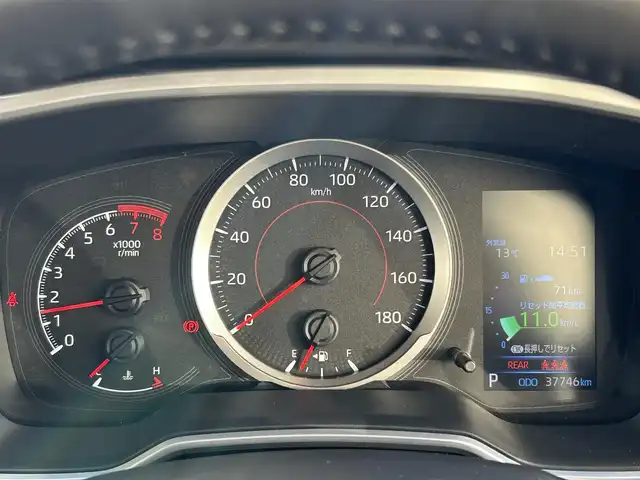 トヨタ カローラツーリング S 埼玉県 2021(令3)年 3.8万km ホワイトパールクリスタルシャイン Toyota Safety Sense/　・LDA（レーンディパーチャーアラート）/　・PCS（プリクラッシュセーフティ）/　・オートマチックハイビーム/　・レーダークルーズコントロール/純正T-Connectナビ/　BT/USB/Miracast/AppleCarPlay/AndroidAuto/バックカメラ/スポーツモード/電動パーキングブレーキ/ブレーキホールド機能/TRC（トラクションコントロール）/ビルトインETC/前後ドライブレコーダー/プッシュスタートボタン/スマートキー/純正アルミホイール/純正フロアマット