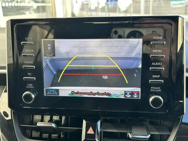 トヨタ カローラツーリング S 埼玉県 2021(令3)年 3.8万km ホワイトパールクリスタルシャイン Toyota Safety Sense/　・LDA（レーンディパーチャーアラート）/　・PCS（プリクラッシュセーフティ）/　・オートマチックハイビーム/　・レーダークルーズコントロール/純正T-Connectナビ/　BT/USB/Miracast/AppleCarPlay/AndroidAuto/バックカメラ/スポーツモード/電動パーキングブレーキ/ブレーキホールド機能/TRC（トラクションコントロール）/ビルトインETC/前後ドライブレコーダー/プッシュスタートボタン/スマートキー/純正アルミホイール/純正フロアマット