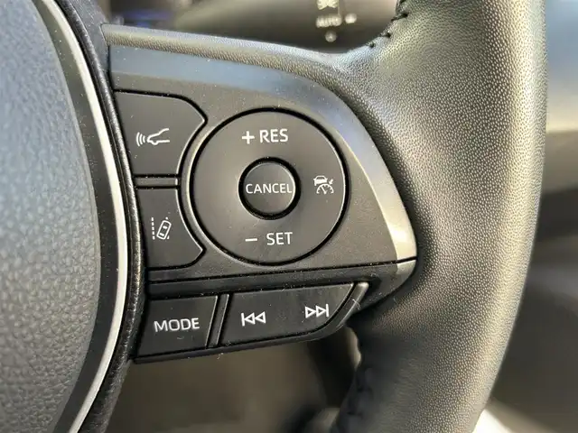 トヨタ カローラツーリング S 埼玉県 2021(令3)年 3.8万km ホワイトパールクリスタルシャイン Toyota Safety Sense/　・LDA（レーンディパーチャーアラート）/　・PCS（プリクラッシュセーフティ）/　・オートマチックハイビーム/　・レーダークルーズコントロール/純正T-Connectナビ/　BT/USB/Miracast/AppleCarPlay/AndroidAuto/バックカメラ/スポーツモード/電動パーキングブレーキ/ブレーキホールド機能/TRC（トラクションコントロール）/ビルトインETC/前後ドライブレコーダー/プッシュスタートボタン/スマートキー/純正アルミホイール/純正フロアマット