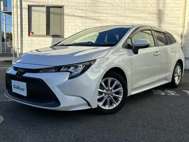 トヨタ カローラツーリング S 埼玉県 2021(令3)年 3.8万km ホワイトパールクリスタルシャイン Toyota Safety Sense/　・LDA（レーンディパーチャーアラート）/　・PCS（プリクラッシュセーフティ）/　・オートマチックハイビーム/　・レーダークルーズコントロール/純正T-Connectナビ/　BT/USB/Miracast/AppleCarPlay/AndroidAuto/バックカメラ/スポーツモード/電動パーキングブレーキ/ブレーキホールド機能/TRC（トラクションコントロール）/ビルトインETC/前後ドライブレコーダー/プッシュスタートボタン/スマートキー/純正アルミホイール/純正フロアマット
