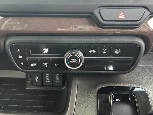 ホンダ Ｎ ＢＯＸ G･L ホンダセンシング カッパーブラウンスタイル 香川県 2019(令1)年 6.9万km パールⅡ 社外ナビ（フルセグTV/CD/DVD/BT)/バックカメラ/両側パワースライドドア/ビルトインETC/LEDヘッドライト/オートライト/純正フロアマット