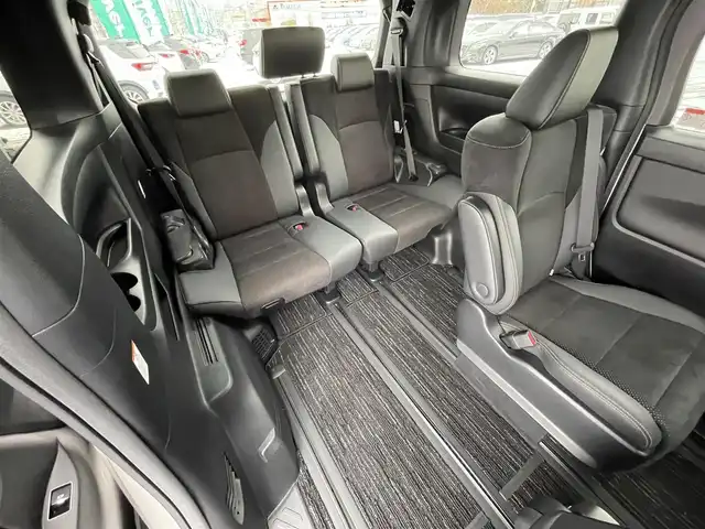 トヨタ アルファード S タイプゴールド 道央・札幌 2020(令2)年 7.8万km ホワイトパールクリスタルシャイン ・4WD/・寒冷地仕様/・トヨタ純正ディスプレイオーディオ/（CD/DVD/BＴ/TV/AM/FM/ナビ）/・バックカメラ/・純正フリップダウンモニター/・トヨタセーフティセンス/・プリクラッシュセーフティ/・レーントレーシングアシスト/・レーンディパーチャーアラート/・ロードサインアシスト/・レーダークルーズコントロール/・オートマチックハイビーム/・先行車発進アラーム/・コーナーセンサー/・SOSコール/・ビルトインETC/・社外前後ドライブレコーダー/・両側パワースライドドア/・ハーフレザーシート/・電動リアゲート/・純正18インチAW/・純正フロアマット/・プラスチックバイザー/・LEDヘッドライト/・フォグランプ/・リアフォグランプ/・プッシュスタート/・スマートキー/・電動パーキングブレーキ/・オートホールド