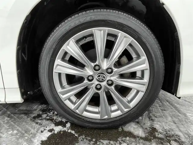 トヨタ アルファード S タイプゴールド 道央・札幌 2020(令2)年 7.8万km ホワイトパールクリスタルシャイン ・4WD/・寒冷地仕様/・トヨタ純正ディスプレイオーディオ/（CD/DVD/BＴ/TV/AM/FM/ナビ）/・バックカメラ/・純正フリップダウンモニター/・トヨタセーフティセンス/・プリクラッシュセーフティ/・レーントレーシングアシスト/・レーンディパーチャーアラート/・ロードサインアシスト/・レーダークルーズコントロール/・オートマチックハイビーム/・先行車発進アラーム/・コーナーセンサー/・SOSコール/・ビルトインETC/・社外前後ドライブレコーダー/・両側パワースライドドア/・ハーフレザーシート/・電動リアゲート/・純正18インチAW/・純正フロアマット/・プラスチックバイザー/・LEDヘッドライト/・フォグランプ/・リアフォグランプ/・プッシュスタート/・スマートキー/・電動パーキングブレーキ/・オートホールド