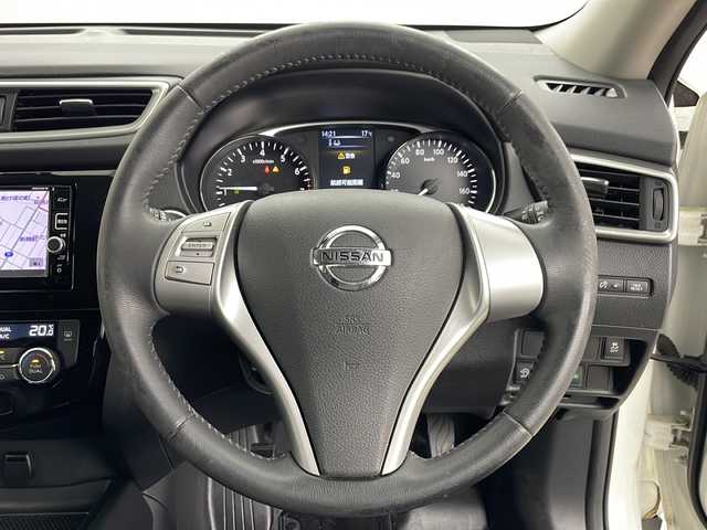 日産 エクストレイル 20X エマージェンシーブレーキ 道央・札幌 2017(平29)年 1.1万km パール 純正ナビ (BT/CD/DVD/フルセグTV)/ドラレコ　/バックカメラ/シートヒーター/４WD/ダウンヒルアシストコントロール/衝突軽減ブレーキ/合革シート/ETC/横滑り防止装置/LEDヘッドライト