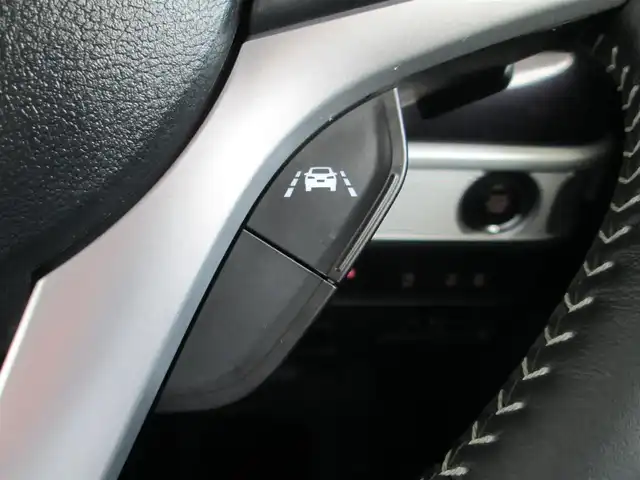 スズキ スペーシア カスタム HYBRID XS ターボ 千葉県 2022(令4)年 3.2万km ブルーイッシュブラックパール3 9インチスズキコネクトナビ、フルセグTV/全方位モニター/オーディオ【CD/DVD/Bluetooth/USB】/デュアルカメラブレーキサポート/両側パワースライドドア/LEDヘッドライト&LEDフォグ/純正14インチアルミホイール/ウィンカードアミラー/ヘッドアップディスプレイ/レーダークルーズコントロール/ハーフレザーシート&運転席シートヒーター/スイッチ付き革巻きステアリング/パドルシフト/オートマチックハイビーム/ビルトインETC/保証書/取扱説明書/スペアキー/ナビ説明書