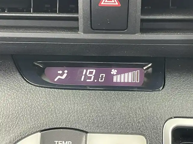 トヨタ シエンタ ハイブリッド ファンベースG 埼玉県 2019(平31)年 2.4万km エアーイエロー ワンオーナー/両側パワースライドドア/純正9型ナビ/Bluetoothオーディオ/DVD再生/フルセグTV/全方位カメラ/スマートキープッシュスタート/LEDヘッドランプ/前後ドライブレコーダー/ETC2.0