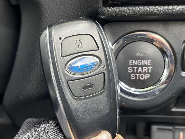 スバル レヴォーグ 1．6GT アイサイト 愛知県 2020(令2)年 5万km マグネタイトグレーメタリック 衝突被害軽減ブレーキ/社外SD（ナビあり）/レーダークルーズコントロール/シートヒーター/フルセグTV/CD DVD/Bluetooth/バックカメラ/コーナーセンサー/純正アルミホイール/パドルシフト/オートライト/ドライブレコーダー/ETC/ステアリングスイッチ/スマートキー/プッシュスタート