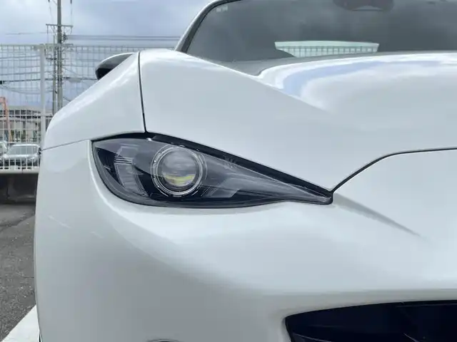 マツダ ロードスター S スペシャルパッケージ 福岡県 2024(令6)年 1.1万km スノーフレイクホワイトパールマイカ 純正8.8型SDナビ(フルセグTV/BT)バックモニタi-ACTIVSENSEコーナーセンサーレーダークルコンドラレコETCシートヒーター純正LEDヘッドライト純正アルミホイール純正フロアマットCタイプ充電プッシュスタートスマートキースペアキー