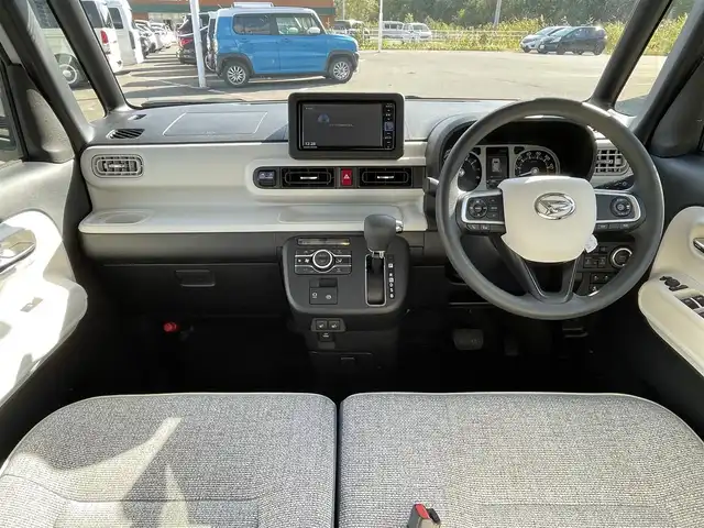 ダイハツ ムーヴ キャンバス ストライプス G ターボ 青森県 2023(令5)年 1.6万km シャイニングホワイトパール/サンドベージュメタリック 4WD/純正メモリナビ/フルセグTV/CD/DVD/BT/バックカメラ/前席シートヒーター/プッシュスタート/スマートキー/LEDヘッドライト/クルーズコントロール/プッシュスタート/両側パワースライドドア/保温機能付きカップホルダー