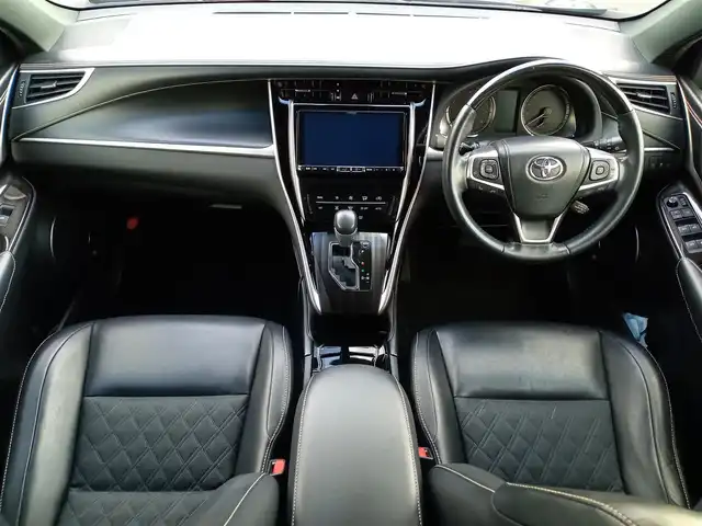 トヨタ ハリアー プレミアム 福井県 2018(平30)年 6.7万km ブラック 社外9インチナビ（X9Z）/・（フルセグTV/CD/DVD/Bluetooth/USB/HDMI）/バックカメラ/Toyota Safety Sense P/レーンキープアシスト/クリアランスソナー/レーダークルーズコントロール/D席パワーシート/ETC/ドライブレコーダー/オートブレーキホールド/ステアリングリモコン/オートLEDヘッドライト/電動格納ウィンカーミラー/オートマチックハイビーム/純正18インチAW