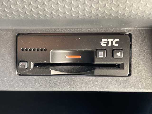 スズキ ハスラー F リミテッド 神奈川県 2017(平29)年 3万km クールカーキパールメタリック/ホワイト2トーンルーフ パイオニア製ディスプレイオーディオ（FH-7100dvd）/CD/DVD/Bluetooth/バックカメラ/シートヒーター/ビルトインETC/プッシュスタート/スマートキー/純正フロアマット/レーンキープアシスト/アイドリングストップ/横滑り防止装置/盗難防止装置/衝突被害軽減システム