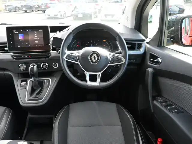 ルノー ルノー カングー インテンス 千葉県 2023(令5)年 3.7万km オレンジ ブラインドスポットモニター/レーンキープアシスト/クルーズコントロール/ディスプレイオーディオ/【Bluetooth接続】/バックカメラ/ドライブレコーダー（前後撮影）/ハーフレザーシート/ETC（2.0）/LEDヘッドライト/フォグライト/ウインカーミラー/リアコーナーセンサー/純正17インチアルミホイル/サイド/カーテンエアバッグ/スマートキー