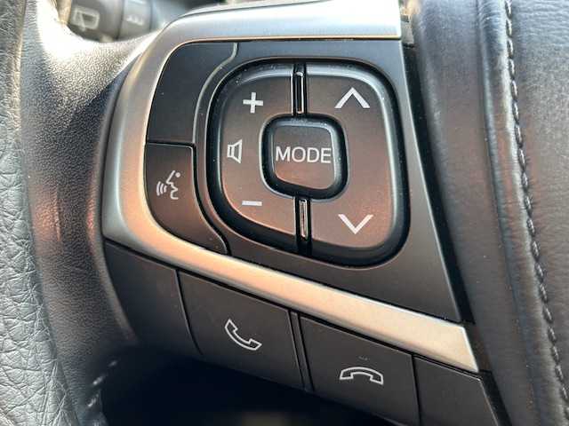 トヨタ ハリアー プレミアム 愛媛県 2015(平27)年 7.5万km ブラック 純正ナビ/フルセグTV/バックカメラ/モデリスタエアロ/モデリスタグリル/前方ドラレコ/ETC/電動リアゲート/ハーフレザーシート/パワーシート/LEDヘッドライト/オートライト/オートハイビーム/純正AW/純正フロアマット/クルコン/スマートキー/プッシュスタート