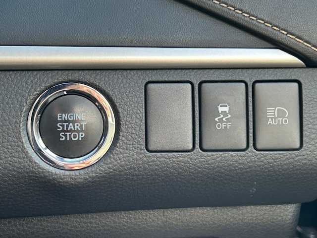 トヨタ ハリアー プレミアム 愛媛県 2015(平27)年 7.5万km ブラック 純正ナビ/フルセグTV/バックカメラ/モデリスタエアロ/モデリスタグリル/前方ドラレコ/ETC/電動リアゲート/ハーフレザーシート/パワーシート/LEDヘッドライト/オートライト/オートハイビーム/純正AW/純正フロアマット/クルコン/スマートキー/プッシュスタート