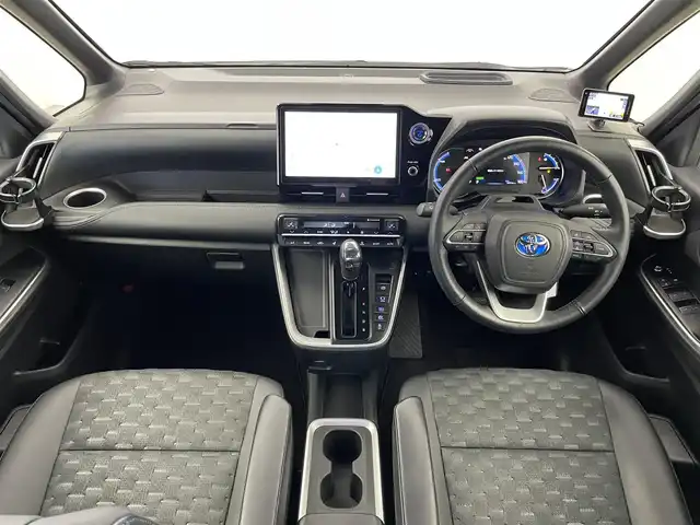 トヨタ ヴォクシー ハイブリッド S－Z 埼玉県 2023(令5)年 3.5万km ホワイトパールクリスタルシャイン 純正１０．５インチディスプレイオーディオ　フリップダウンモニター　バックカメラ　ユニバーサルステップ　ＤＶＤ再生　三眼ＬＥＤ　ビルトインＥＴＣ２．０　前後ドラレコ　デジタルインナーミラー　ＡＣ１００Ｖ