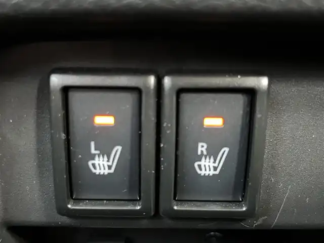 スズキ ハスラー HYBRID X 奈良県 2022(令4)年 2.3万km ピュアホワイトP ＫＥＮＷＯＯＤナビ(MDV-D209BT)/（ＢＴ／ＣＤ／ＤＶＤ）/レーダークルーズコントロール/バックカメラ/後方コーナーセンサー/衝突軽減システム/アシストレーンキープ/前席シートヒーター/ＬＥＤヘッドライト/オートライト/アイドリングストップ/前方ドライブレコーダー/ＥＴＣ/純正15インチＡＷ/保証書/取り扱い説明書/スペアキーX1