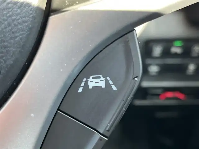 スズキ ハスラー HYBRID X 奈良県 2022(令4)年 2.3万km ピュアホワイトP ＫＥＮＷＯＯＤナビ(MDV-D209BT)/（ＢＴ／ＣＤ／ＤＶＤ）/レーダークルーズコントロール/バックカメラ/後方コーナーセンサー/衝突軽減システム/アシストレーンキープ/前席シートヒーター/ＬＥＤヘッドライト/オートライト/アイドリングストップ/前方ドライブレコーダー/ＥＴＣ/純正15インチＡＷ/保証書/取り扱い説明書/スペアキーX1