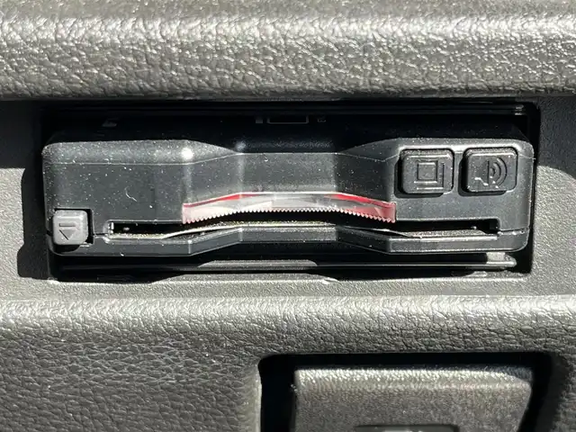 スズキ ハスラー HYBRID X 奈良県 2022(令4)年 2.3万km ピュアホワイトP ＫＥＮＷＯＯＤナビ(MDV-D209BT)/（ＢＴ／ＣＤ／ＤＶＤ）/レーダークルーズコントロール/バックカメラ/後方コーナーセンサー/衝突軽減システム/アシストレーンキープ/前席シートヒーター/ＬＥＤヘッドライト/オートライト/アイドリングストップ/前方ドライブレコーダー/ＥＴＣ/純正15インチＡＷ/保証書/取り扱い説明書/スペアキーX1