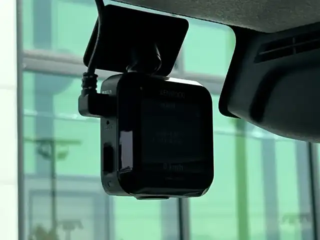 スズキ ハスラー HYBRID X 奈良県 2022(令4)年 2.3万km ピュアホワイトP ＫＥＮＷＯＯＤナビ(MDV-D209BT)/（ＢＴ／ＣＤ／ＤＶＤ）/レーダークルーズコントロール/バックカメラ/後方コーナーセンサー/衝突軽減システム/アシストレーンキープ/前席シートヒーター/ＬＥＤヘッドライト/オートライト/アイドリングストップ/前方ドライブレコーダー/ＥＴＣ/純正15インチＡＷ/保証書/取り扱い説明書/スペアキーX1