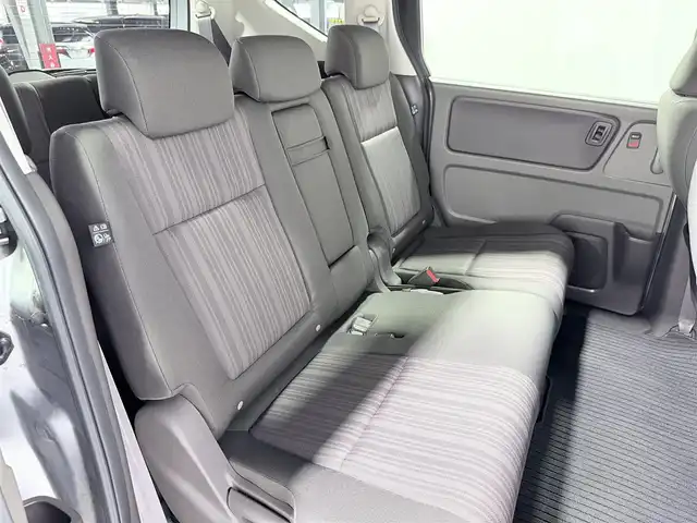 ホンダ フリード G 大阪府 2018(平30)年 4万km ルナシルバーM 純正ナビＴＶ　ＣＤ／Ｂｌｕｅｔｏｏｔｈ接続　バックカメラ　ＥＴＣ　ドライブレコーダー　片側パワスラ　アイドリングストップ　ハロゲンヘッドライト　スマートキー　プッシュスタート　ウォークスルー　禁煙車