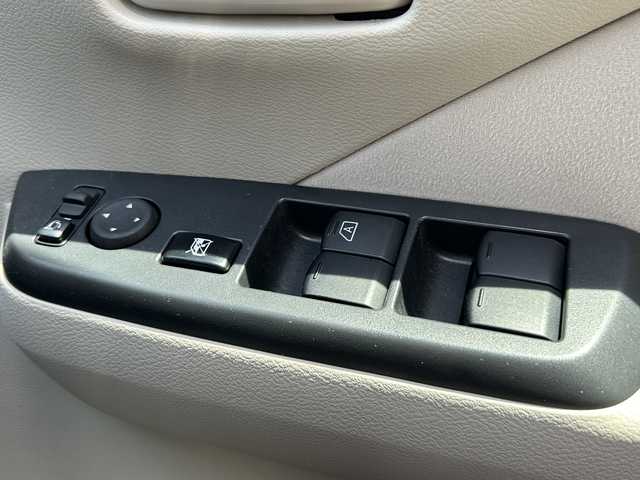 日産 デイズ B 兵庫県 2022(令4)年 0.7万km ブラック ワンオーナー/USB/Bluetooth/バックカメラ/衝突軽減ブレーキ/前後コーナーセンサー/オートライト/オートハイビーム/電動格納ミラー/純正フロアマット/純正ドアバイザー/取扱説明書・保証書