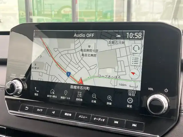 三菱 アウトランダー ＰＨＥＶ G 道南・函館 2023(令5)年 1.2万km ホワイトダイヤモンド ・純正9型ディスプレイオーディオ/・フルセグTV/・ドライブレコーダー前後/・全方位カメラ/・ETC2.0/・AC1500W/・BOSEプレミアムサウンド/・電動リアゲート/・前席シートヒーター/・運転席パワーシート/・ベースキャリア/ルーフボックス/・衝突被害軽減システム/・レーダークルーズコントロール/・レーンキープアシスト/・ブラインドスポットモニター/・クリアランスソナー/・置くだけ充電/・LEDヘッドライト/・フロントフォグランプ/・オートライト/・スマートキー/・エンジンプッシュスタート