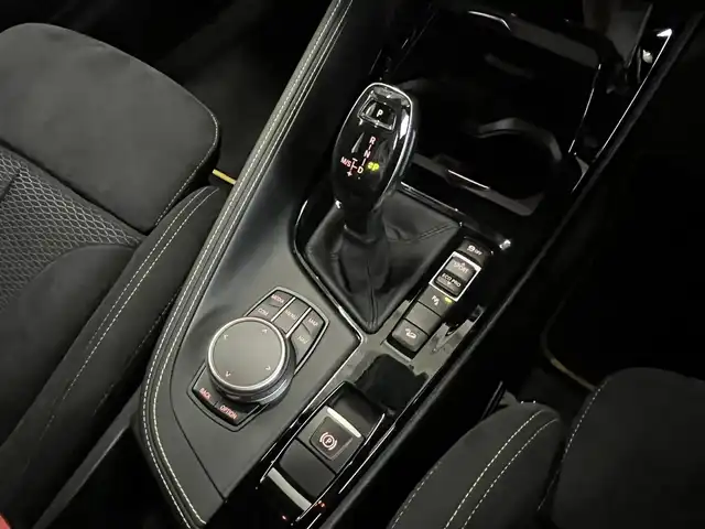 ＢＭＷ Ｘ２ xDrive20i MスポーツX 山形県 2018(平30)年 4.7万km 白 純正ナビ/バックカメラ/CD/DVD/Bluetooth/アンビエントライト/アダプティブクルーズコントロール/ドライブレコーダー/コーナーセンサー/電動リアゲート/レーンキープアシスト/パワーシート/シートヒーター