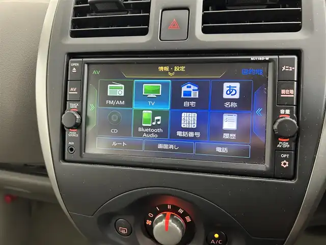 日産 マーチ 12X FOUR Vセレクション 道央・札幌 2019(平31)年 4.6万km ブリリアントホワイトパール ・４WD/・純正メモリナビ/・CD／Bluetooth／SD/・バックカメラ/・社外前後ドライブレコーダー/・ETC/・純正エンジンスターター/・２WD⇔４WD切替/・横滑り防止装置/・ハロゲンライト/・オートライト/・ヘッドライトレベライザー/・フォグランプ/・純正フロアマット/・ドアバイザー/・積込スタッドレス社外AW【165／60／R14】/・スマートキー/・プッシュスタート/・スペアキー/・取扱説明書/・保証書