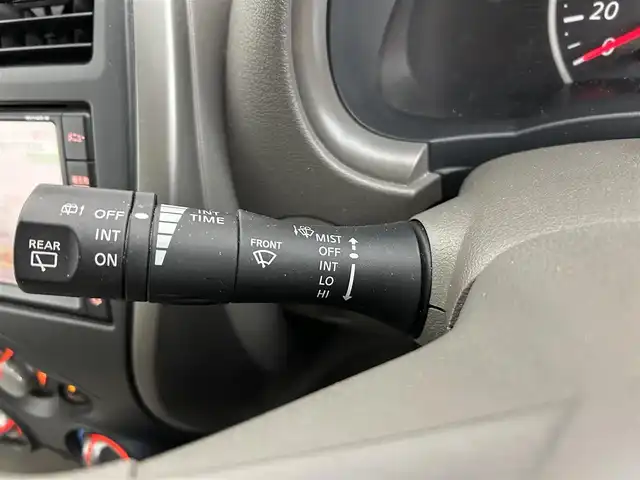 日産 マーチ 12X FOUR Vセレクション 道央・札幌 2019(平31)年 4.6万km ブリリアントホワイトパール ・４WD/・純正メモリナビ/・CD／Bluetooth／SD/・バックカメラ/・社外前後ドライブレコーダー/・ETC/・純正エンジンスターター/・２WD⇔４WD切替/・横滑り防止装置/・ハロゲンライト/・オートライト/・ヘッドライトレベライザー/・フォグランプ/・純正フロアマット/・ドアバイザー/・積込スタッドレス社外AW【165／60／R14】/・スマートキー/・プッシュスタート/・スペアキー/・取扱説明書/・保証書