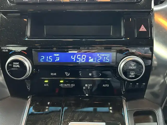トヨタ ヴェルファイア Z Aエディション 愛知県 2015(平27)年 18.8万km バーニングブラッククリスタルシャインガラスフレーク ワンオーナー /スマートキー/プッシュスタート/純正9インチナビ/フルセグTV/BT/バックカメラ/純正フリップダウンモニター/ビルトインETC/純正18インチAW/両側パワースライドドア /クルーズコントロール/クリアランスソナー /純正フロアマット/純正ドアバイザー/LEDヘッドライト/フォグランプ/取説、保証書