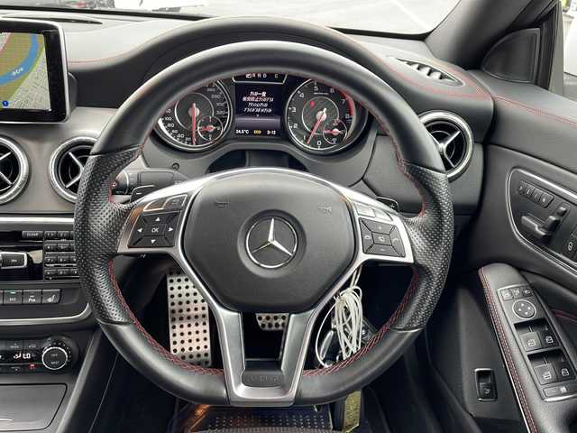 メルセデス・ベンツ ＣＬＡ４５ 4マチック 新潟県 2014(平26)年 4.6万km パール 純正ナビ/（DTV/CD/Bluetooth）/衝突軽減/レーンキープアシスト/クルーズコントロール/BSM/バックカメラ/コーナーセンサー/パドルシフト/ドライブレコーダー/レザーシート/シートヒーター/パワーシート/シートメモリ/フロアマット/LEDヘッドライト/フォグランプ/ウィンカーミラー