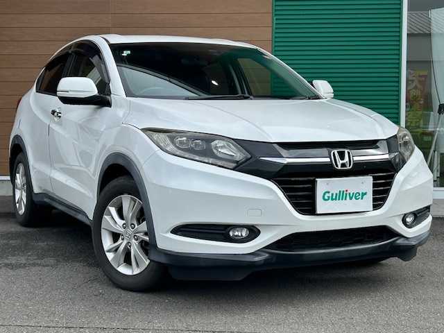ホンダ ヴェゼル X 静岡県 2014(平26)年 7.4万km ホワイトオーキッドパール 社外メモリナビ/フルセグテレビ/Bluetooth/バックカメラ/スマートキー/プッシュスタート/純正フロアマット/ETC/オートライト