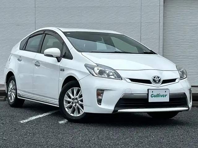 トヨタ プリウス ＰＨＶ S 千葉県 2015(平27)年 1.8万km スーパーホワイトⅡ ナビAVIC-RZ301 ドラレコ AC100Vコンセント シートヒーター ステアリングヒーター DVD 充電ケーブル車載 スマートキー プッシュスタート マット バイザー HID オートライト