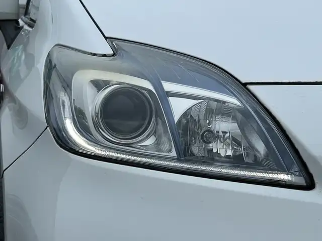 トヨタ プリウス ＰＨＶ S 千葉県 2015(平27)年 1.8万km スーパーホワイトⅡ ナビAVIC-RZ301 ドラレコ AC100Vコンセント シートヒーター ステアリングヒーター DVD 充電ケーブル車載 スマートキー プッシュスタート マット バイザー HID オートライト