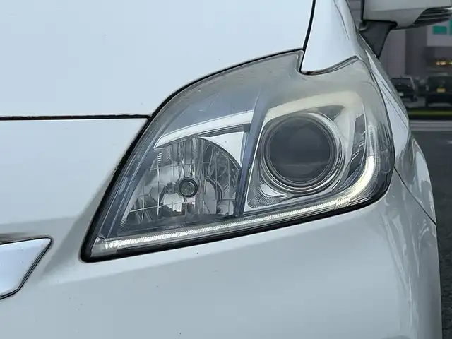 トヨタ プリウス ＰＨＶ S 千葉県 2015(平27)年 1.8万km スーパーホワイトⅡ ナビAVIC-RZ301 ドラレコ AC100Vコンセント シートヒーター ステアリングヒーター DVD 充電ケーブル車載 スマートキー プッシュスタート マット バイザー HID オートライト