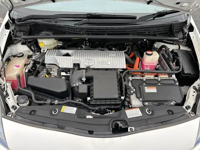 トヨタ プリウス ＰＨＶ S 千葉県 2015(平27)年 1.8万km スーパーホワイトⅡ ナビAVIC-RZ301 ドラレコ AC100Vコンセント シートヒーター ステアリングヒーター DVD 充電ケーブル車載 スマートキー プッシュスタート マット バイザー HID オートライト